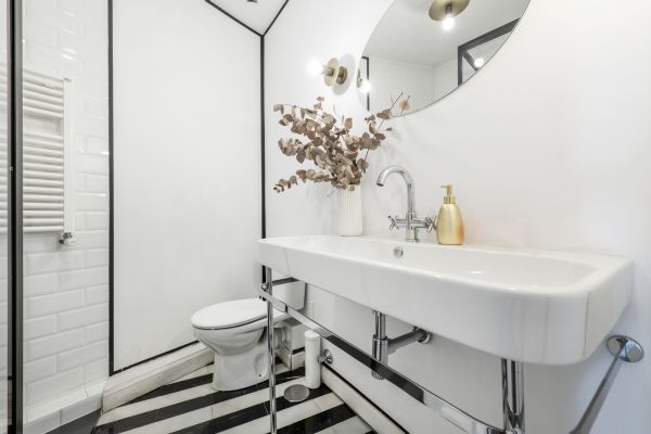 Porcelain Basin Mounting